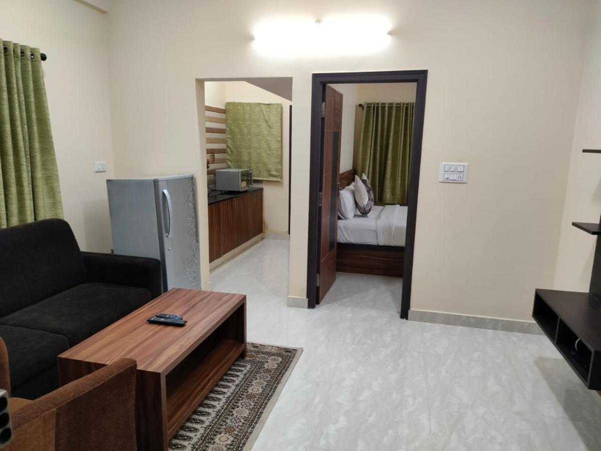 Hotel Golden Chariot 1Bhk Flat Manyata Tech Park Bengaluru Zewnętrze zdjęcie