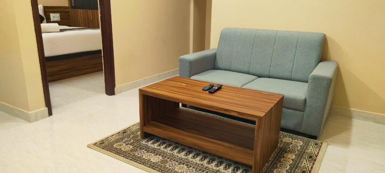 Hotel Golden Chariot 1Bhk Flat Manyata Tech Park Bengaluru Zewnętrze zdjęcie